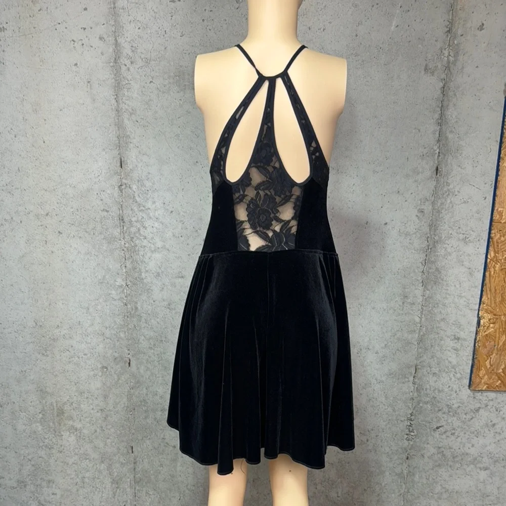 Free People goth Night Shade Black Velvet Lace Halter Fit & Flare Mini Dress S - Picture 2 of 7